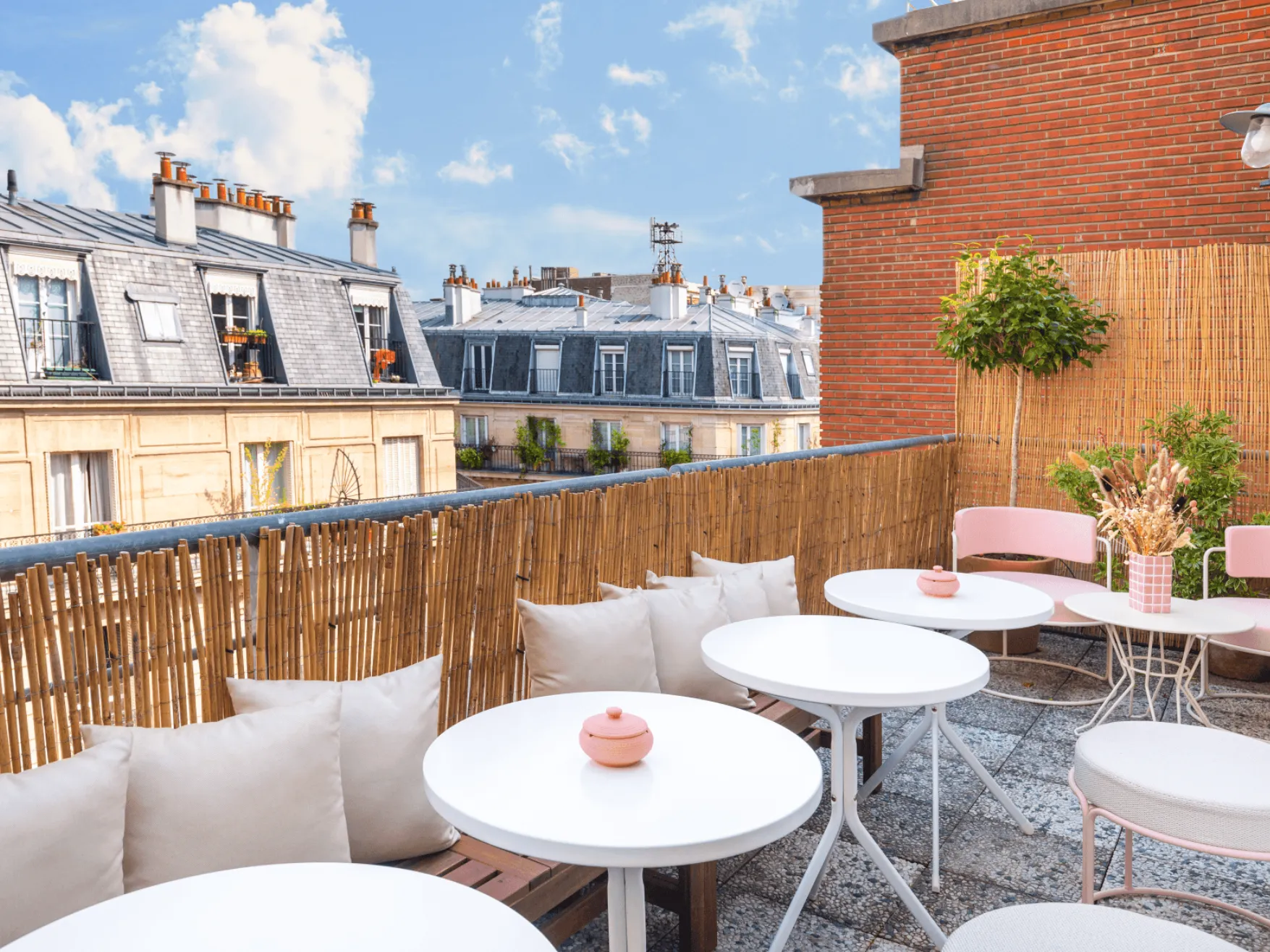 Rooftop végétalisé à Paris pour événements professionnels Keeze.