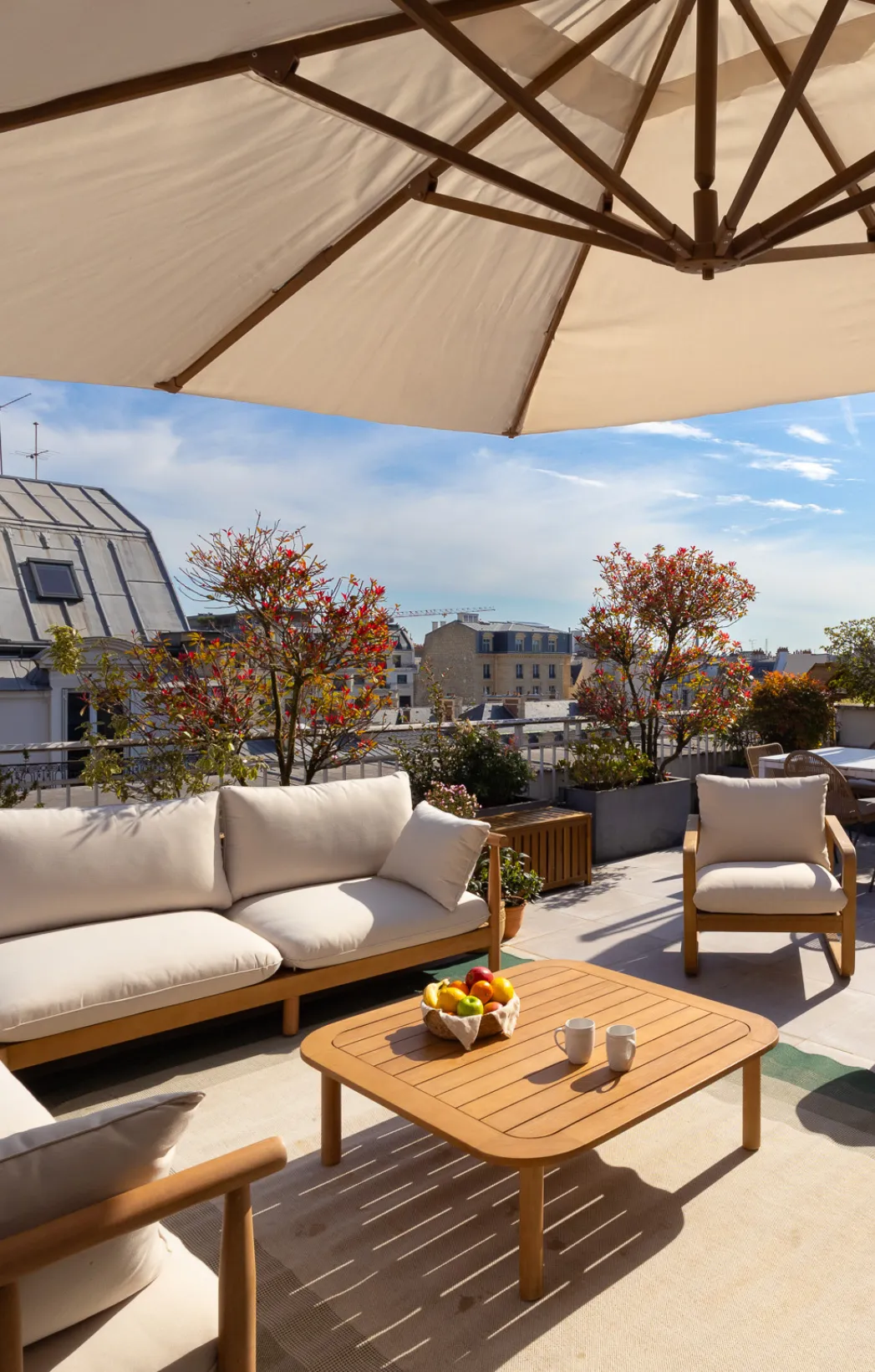 La Volière par Keeze, un espace événementiel à Paris pensé pour les professionnels : conférences, cocktails et réunions d’équipe.
