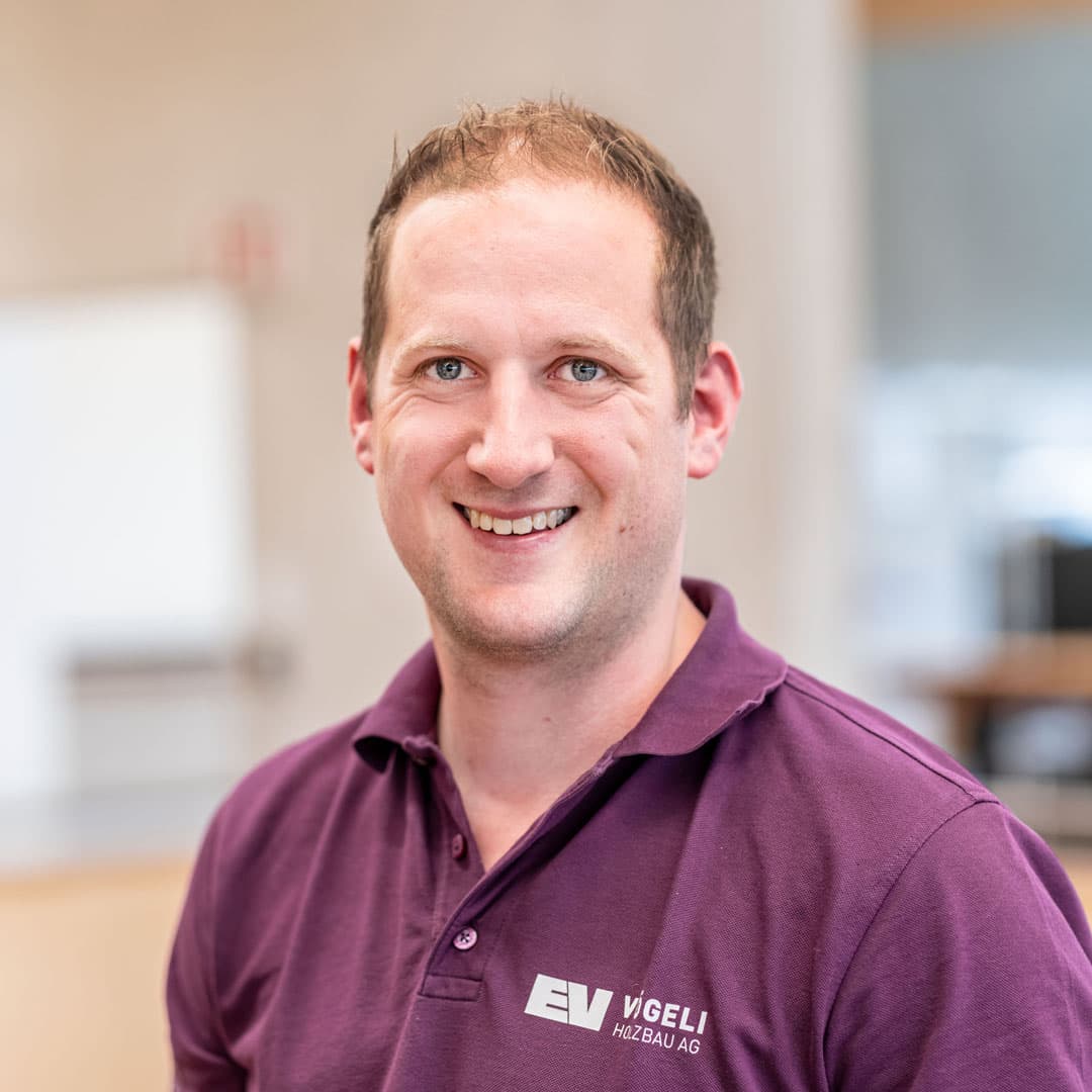 Diego Boss ist Leiter Holzelementbau   bei der Vögeli Holzbau AG