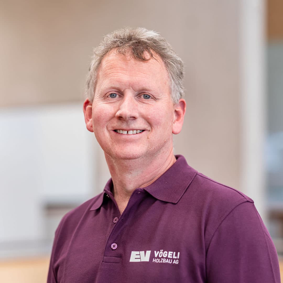 Daniel Binkert ist Magazin & Rüstservice   bei der Vögeli Holzbau AG