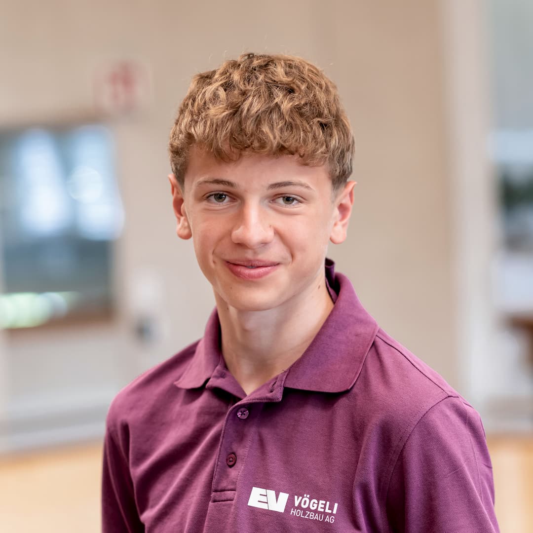 Levi Hoerner ist    bei der Vögeli Holzbau AG