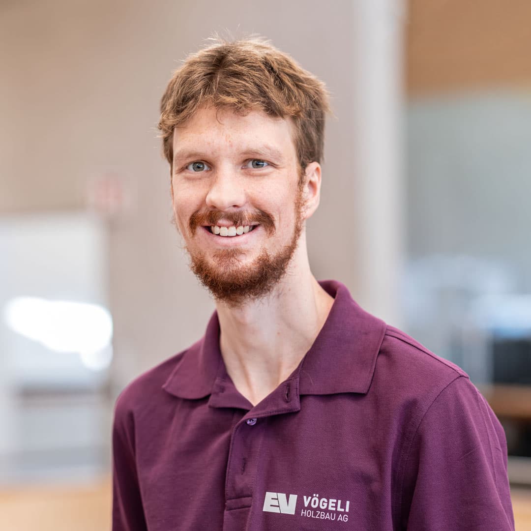 Thomas Christen ist Vorarbeiter Holzbau   bei der Vögeli Holzbau AG