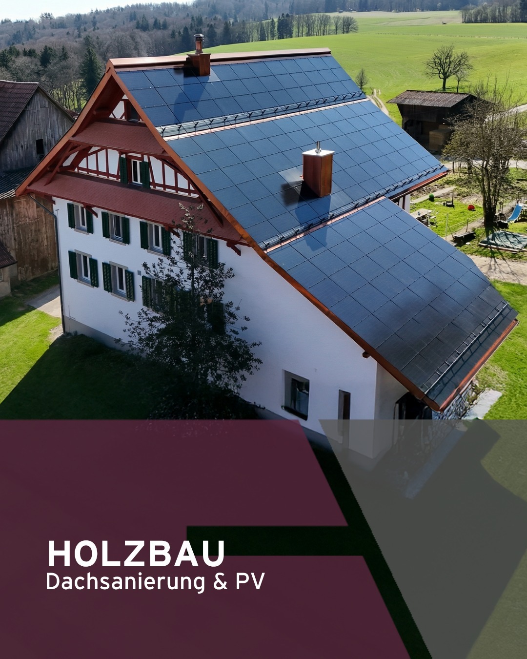 𝗗𝗮𝗰𝗵𝘀𝗮𝗻𝗶𝗲𝗿𝘂𝗻𝗴 𝗶𝗻 𝗦𝗽𝗿𝗲𝗶𝘁𝗲𝗻𝗯𝗮𝗰𝗵

Unser Holzbau-Team aus Mellingen durfte die Dachsanierung dieses Hofs erfolgreich umsetzen. ✨

𝗪𝗮𝘀 𝘄𝘂𝗿𝗱𝗲 𝗴𝗲𝗺𝗮𝗰𝗵𝘁?
Die bestehende Konstruktion wurde verstärkt und ertüchtigt, bevor wir sie mit einer Weichfaserplatte sowie einer Unterdachfolie ergänzt haben. Danach folgten Konter- und Querlattung, auf welcher später die #Indach-Solaranlage montiert wurde.

𝗦𝗼𝗹𝗮𝗿 𝘂𝗻𝗱 𝗘𝗶𝗻𝗳𝗮𝘀𝘀𝘂𝗻𝗴 𝗱𝘂𝗿𝗰𝗵 𝘂𝗻𝘀𝗲𝗿𝗲 𝗦𝗽𝗲𝗻𝗴𝗹𝗲𝗿
Vor den Modulen wurden sämtliche Einfassungen, Dachrinnen sowie Dach- und Durchbrüche durch unser Spenglerteam gemessen, gefertigt und montiert. 🛠️

Auf dieser Grundlage konnten über 𝟮𝟱𝟱 𝗦𝗼𝗹𝗮𝗿𝗺𝗼𝗱𝘂𝗹𝗲 von 𝟯𝗦 installiert werden. Welche eine theoretische Leistung von 𝟱𝟱.𝟳𝟯 𝗸𝗪𝗽 liefern! ⚡

Ein Zusammenspiel von Holzbau und Spenglerei! 🙌

#Holzbau #Dachsanierung #Solarenergie #vögeligruppe #teamev #photowoltaik