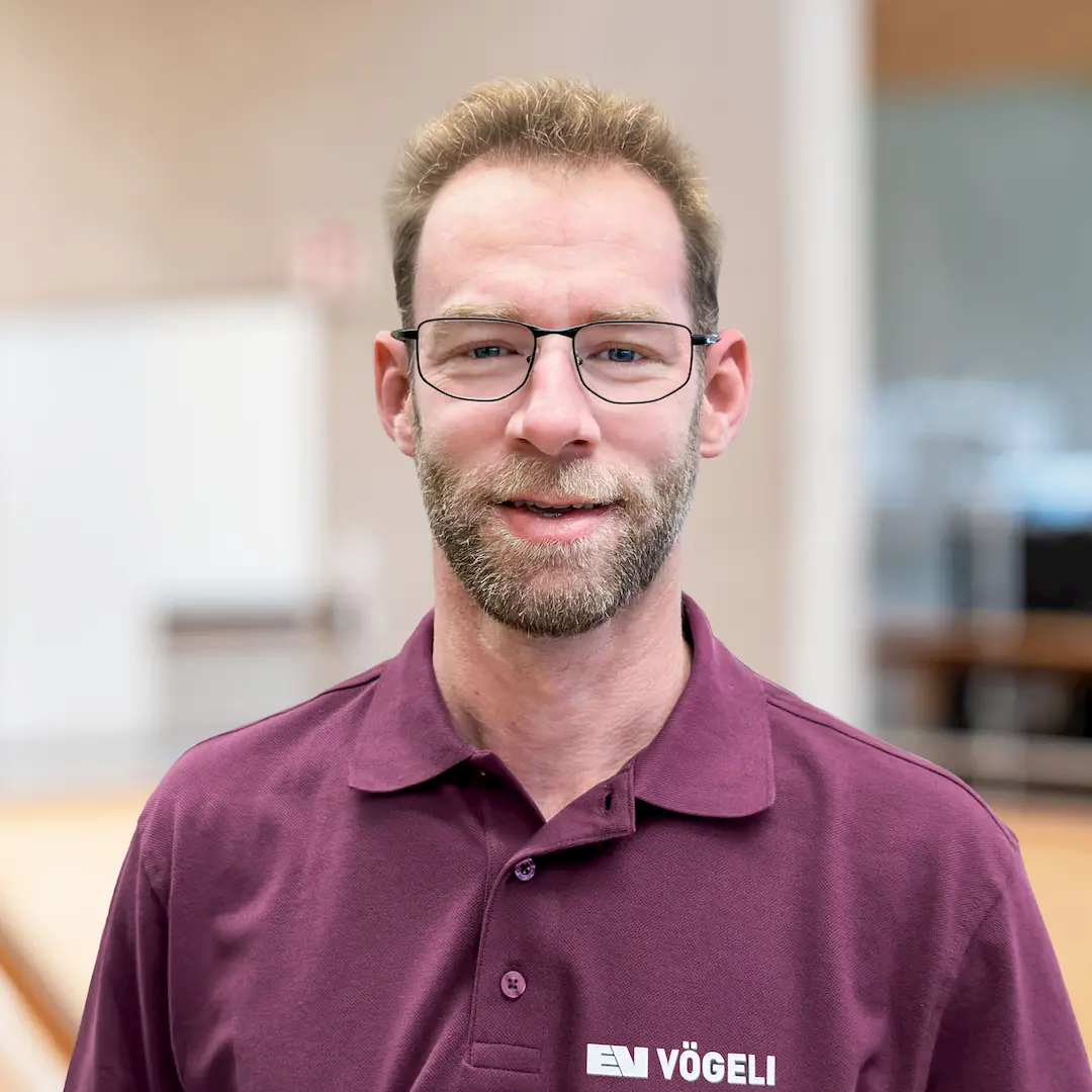 Patric Maurer ist Zimmermann   bei der Vögeli Holzbau AG