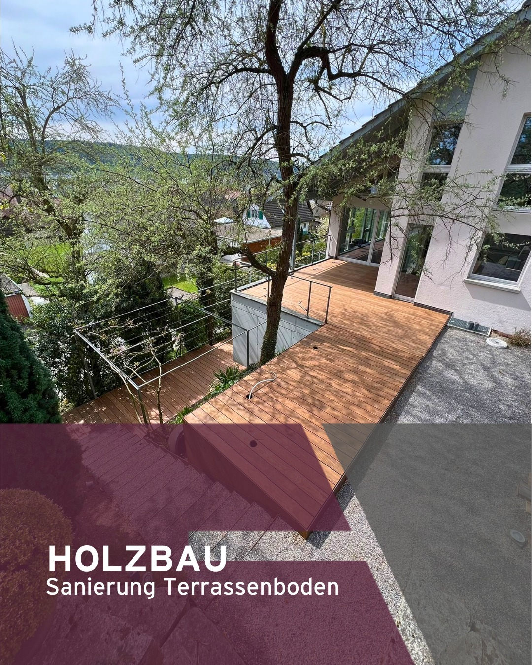 🔨 𝗧𝗲𝗿𝗿𝗮𝘀𝘀𝗲𝗻𝗯𝗼𝗱𝗲𝗻 𝗶𝗻 𝗨𝗻𝘁𝗲𝗿𝘀𝗶𝗴𝗴𝗲𝗻𝘁𝗵𝗮𝗹 

Die bestehende Terrasse war morsch, bemoost, die Holzunterkonstruktion durchgefault. Flicken hätte keinen Sinn mehr gemacht.

Also: alles raus und neu aufbauen. 🔨
Neue Unterkonstruktion aus #Aluminium-Profilschienen, die der Feuchtigkeit keine Chance lässt.
Als Terrassenriemen wurde #Kebony gewählt. Kebony ist ein Holz, dass wie für den Aussenbereich gemacht ist und über Jahre stabil und schön bleibt. 🌿

Das Ergebnis kann sich sehen lassen. 👌

𝗗𝘂 𝗯𝗿𝗮𝘂𝗰𝗵𝘀𝘁 𝗲𝗶𝗻𝗲 𝗻𝗲𝘂𝗲 𝗧𝗲𝗿𝗿𝗮𝘀𝘀𝗲 𝗼𝗱𝗲𝗿 𝗲𝗶𝗻𝗲 𝗧𝗲𝗿𝗿𝗮𝘀𝘀𝗲𝗻𝘀𝗮𝗻𝗶𝗲𝗿𝘂𝗻𝗴?
📩 Kevin Mülli ist dein Ansprechpartner rund um Terrassenböden,
meld dich einfach bei uns.