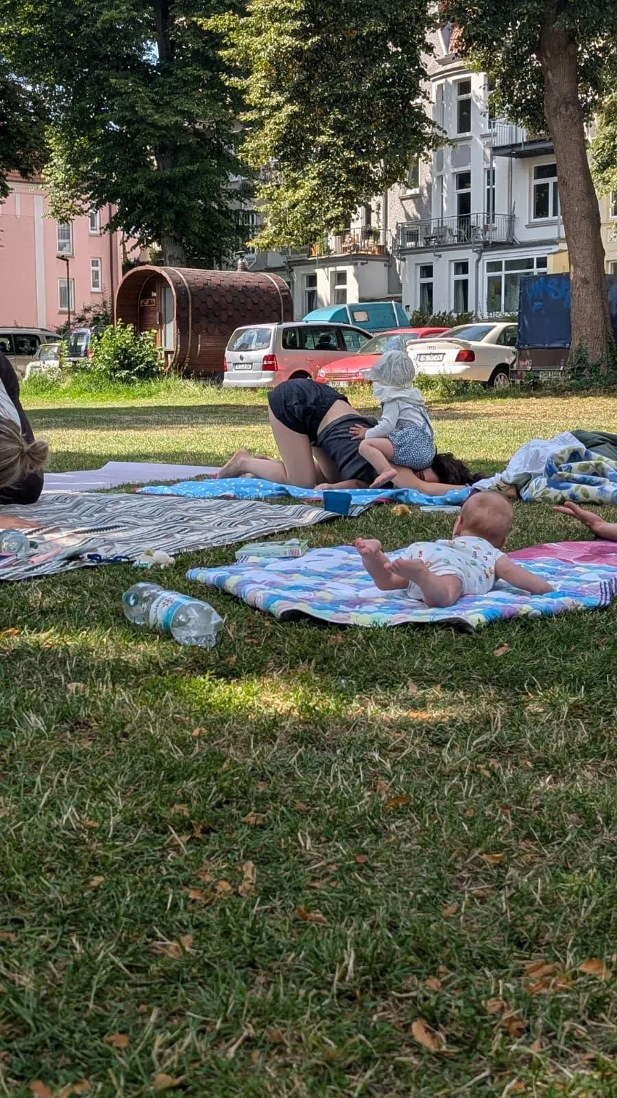 Mama & Kleinkind (ca 10-24 Monate) Yoga Indoor – with Meeraki Yoga - Marieke