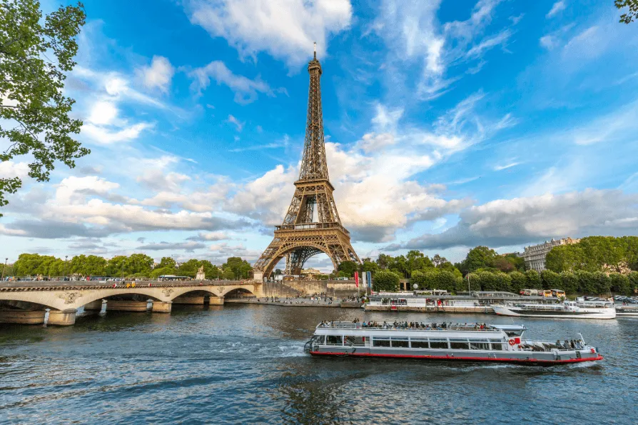 Torre Eiffel em Paris