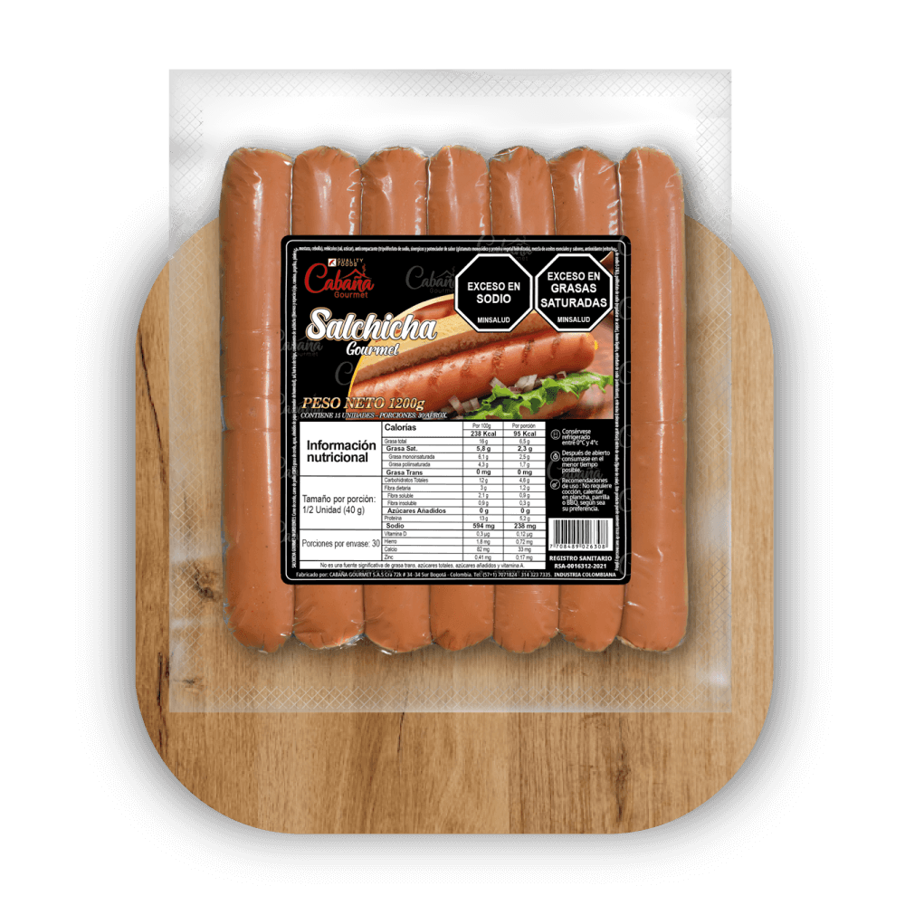 Paquete de salchichas gourmet hechas con carnes premium de res, cerdo y pollo