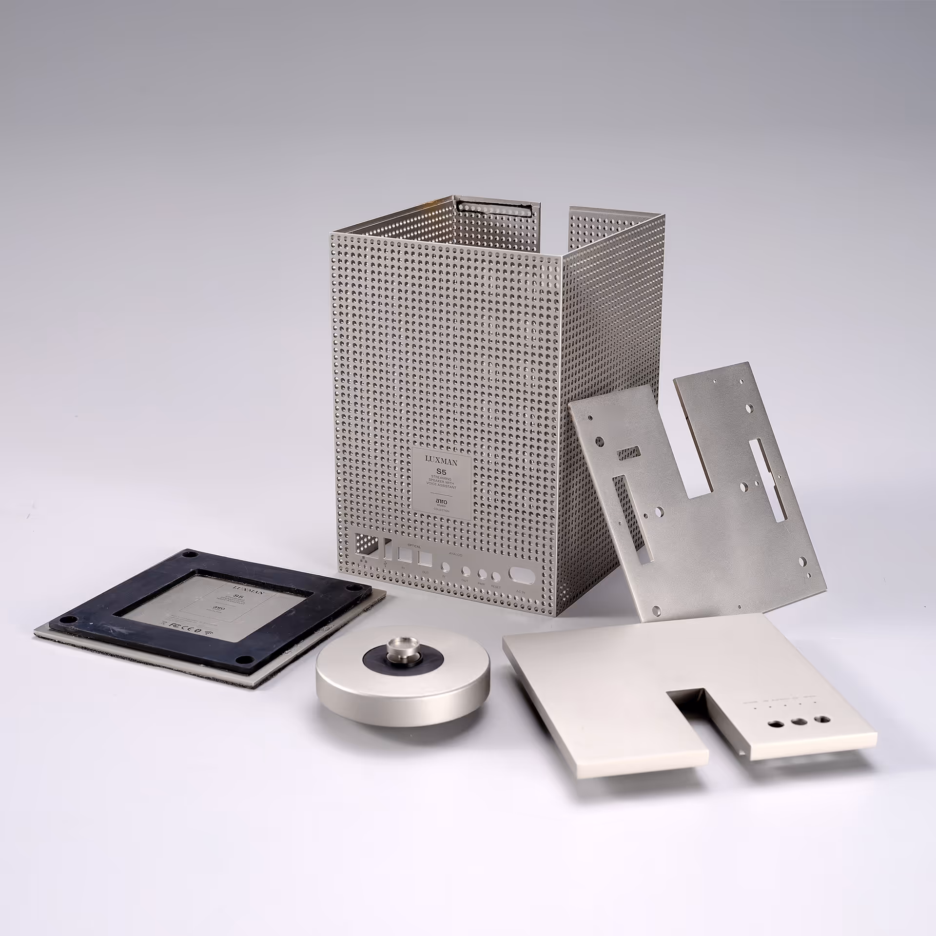 Wireless speaker S5 by Arro Studio