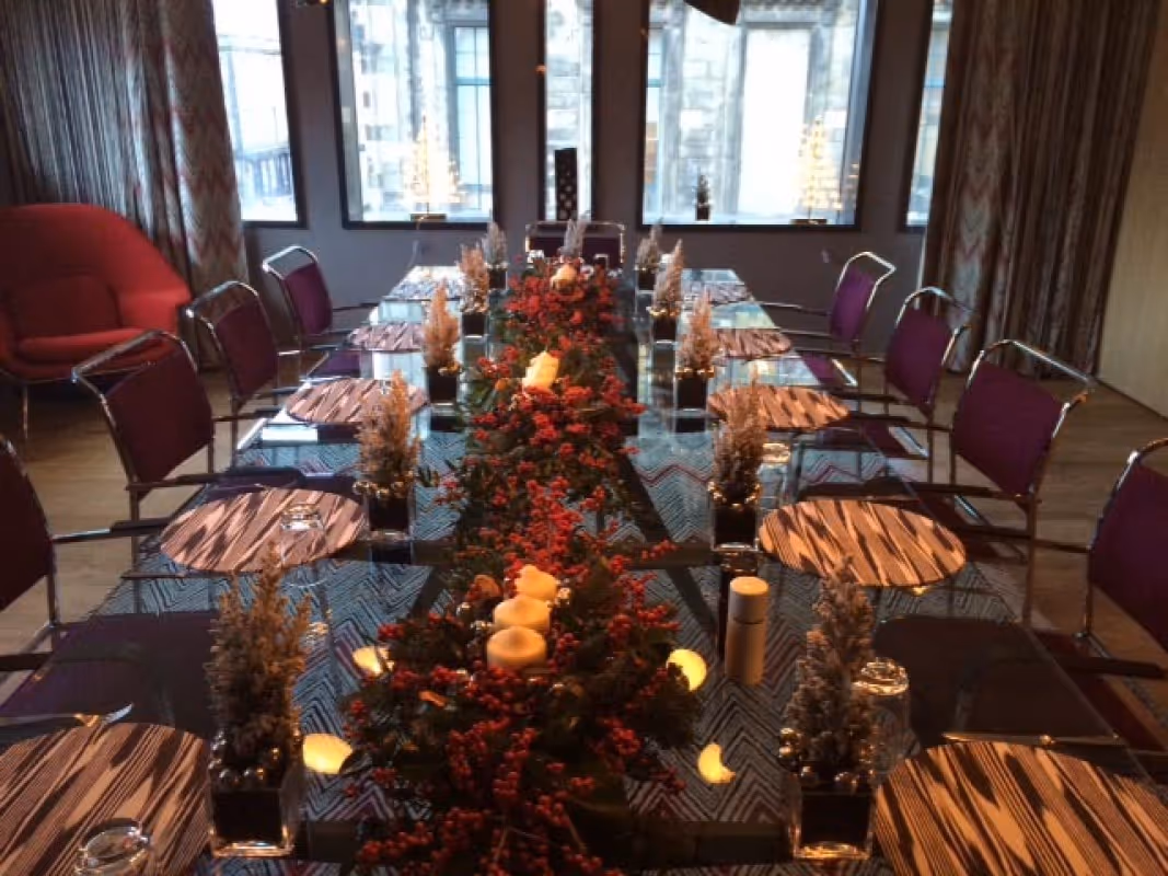 Christmas Table Decorative Flowers