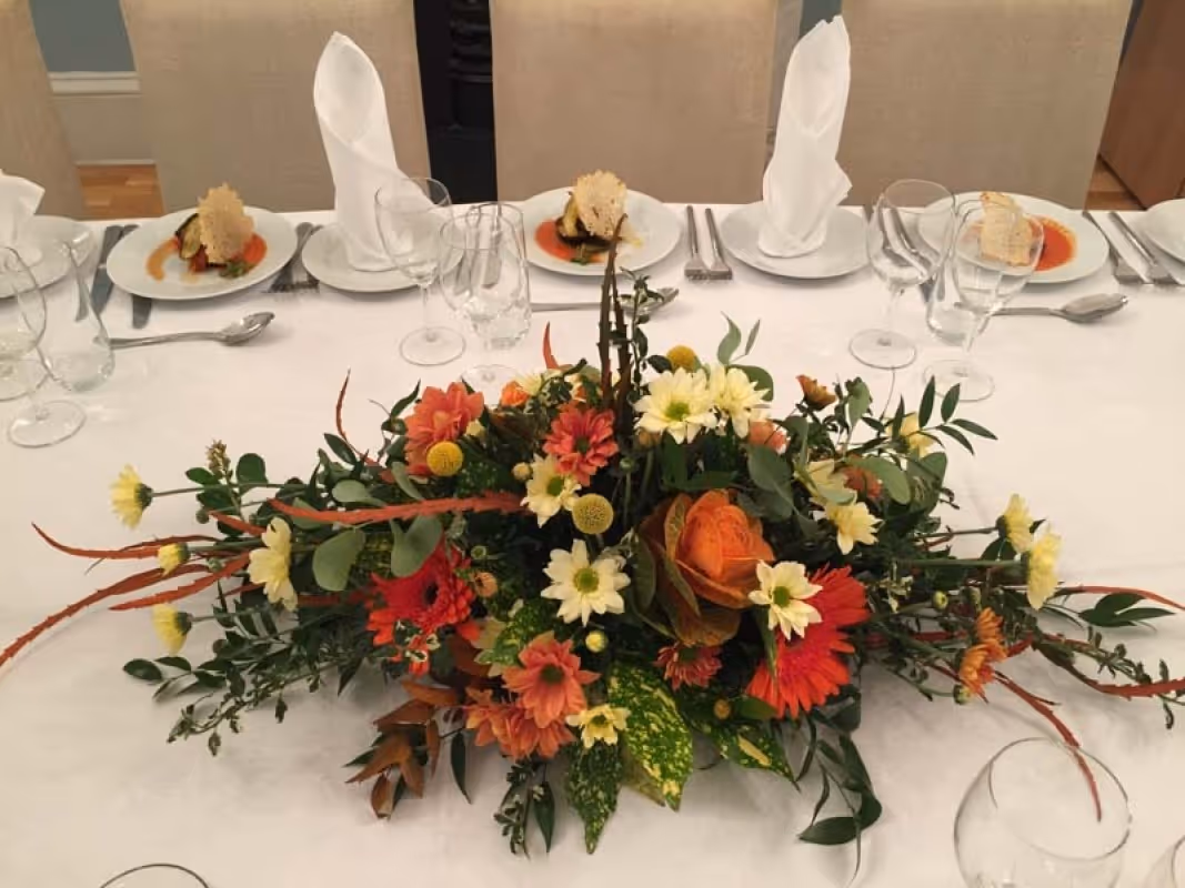 Flower Centre Piece for Dining Table