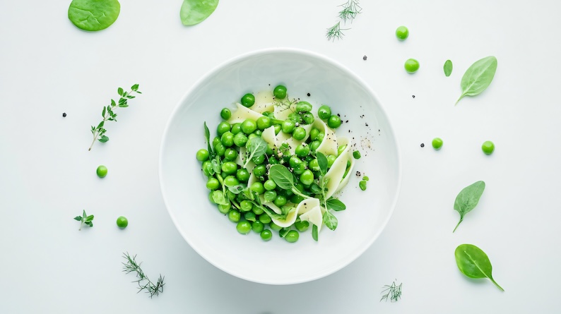 Fresh Spring Foods Seniors Should Add to Their Diet (And Why They Matter)