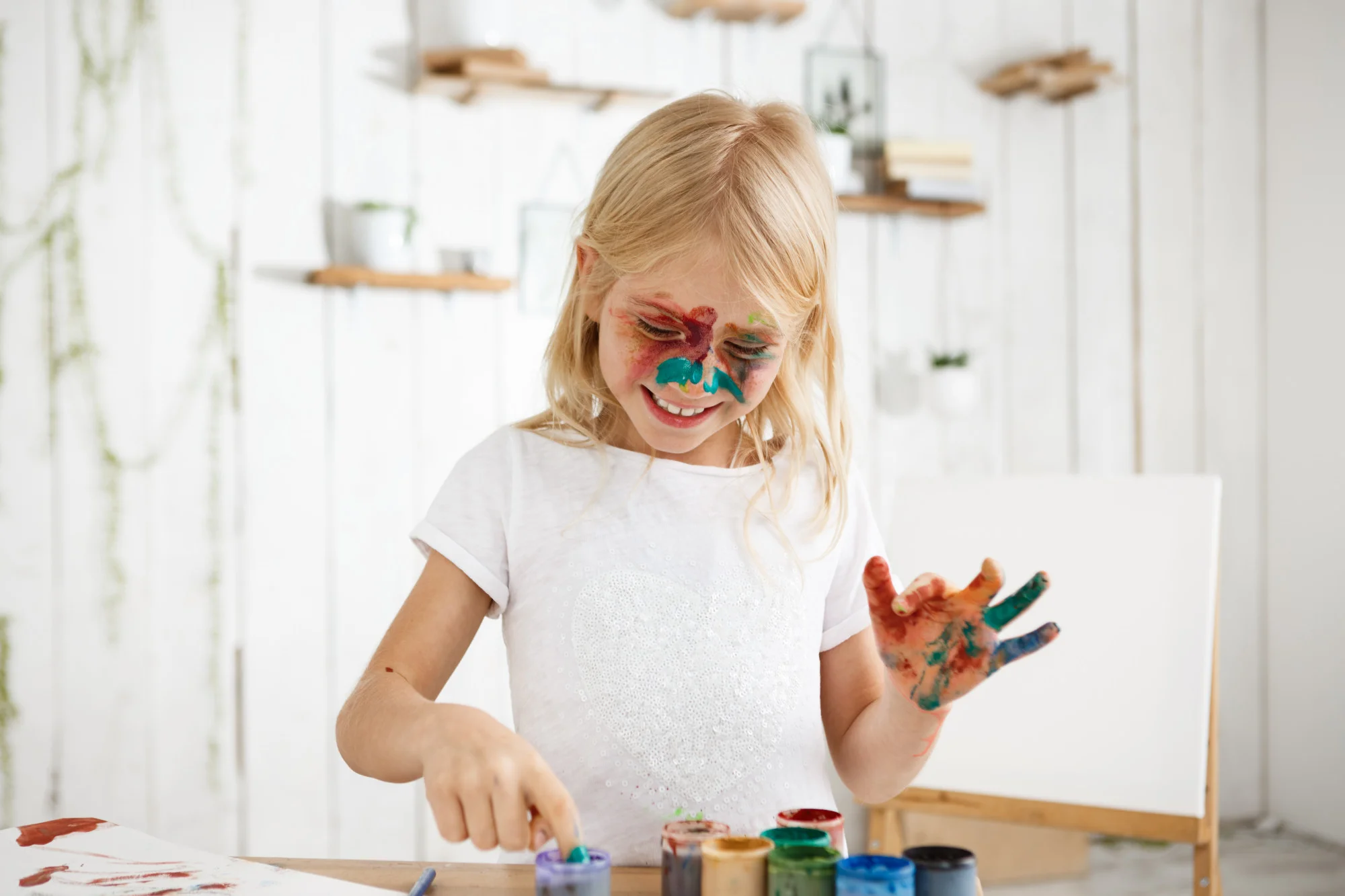 A kid painting