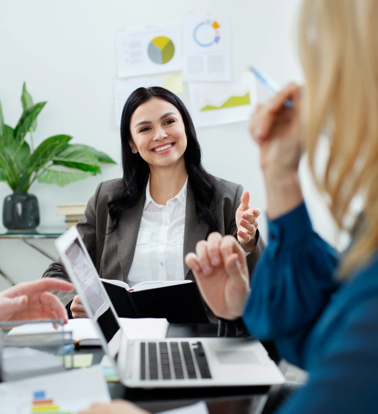 Sriveo-how-it-work-efficient-hiring-image