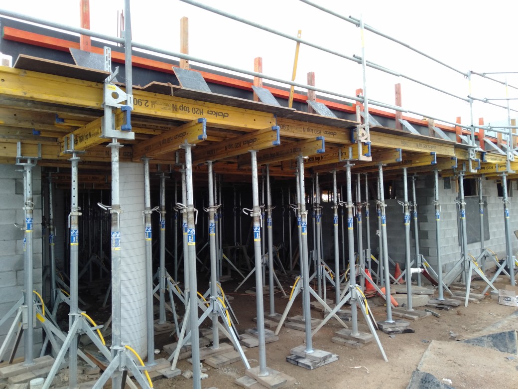 D&T Construction Group team working on a construction project in progress