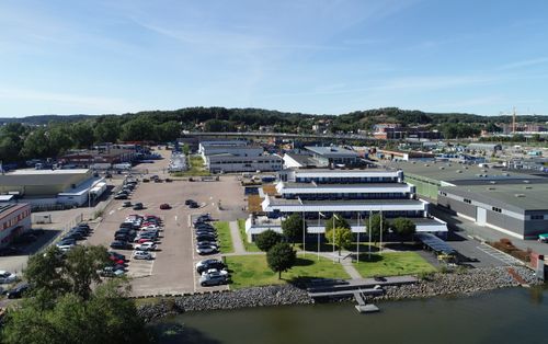 Panreal säljrådgivare vid avyttring av modern kombifastighet i centrala Göteborg