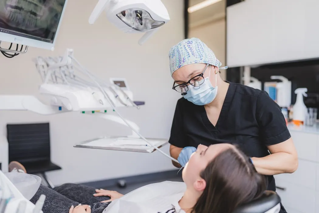 klinika-stomatologiczna-krakow-dentysta-stomatolog-wichlinscy