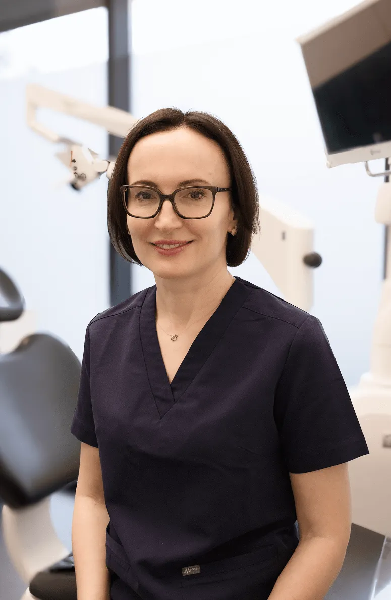 lekarz-stomatolog-justyna-wichlinska