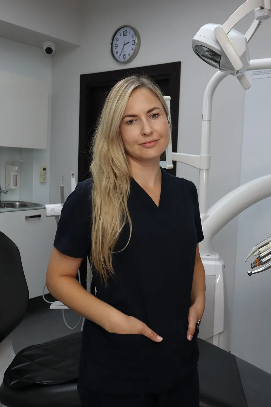 lek-stomatolog-karolina-koczera-socha