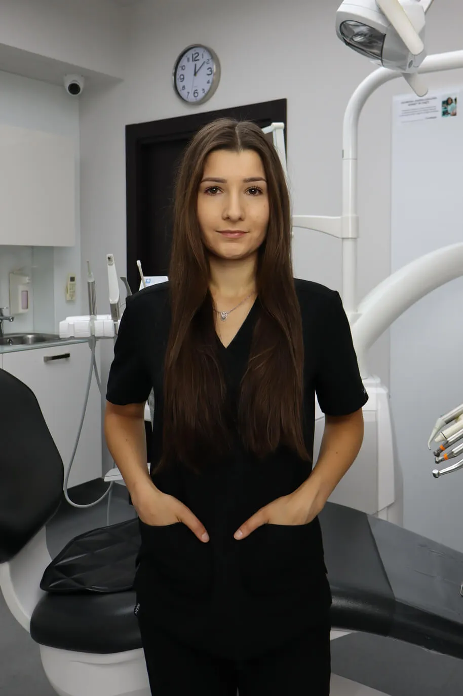 higienistka-angelika-latasiewicz