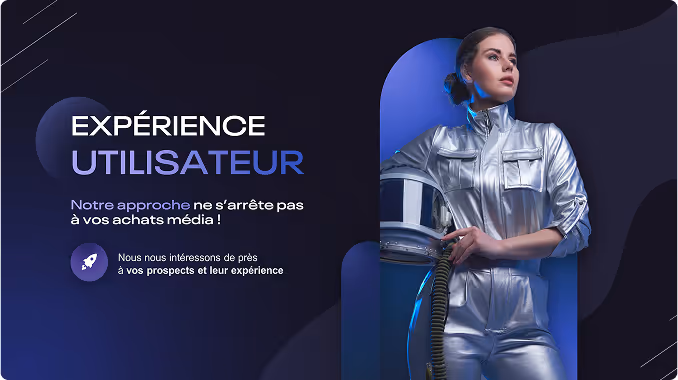 Présentation corporate d'une femme en combinaison argentée tenant un casque d’astronaute, posant avec confiance sur fond sombre avec texte en français sur l'expérience utilisateur.