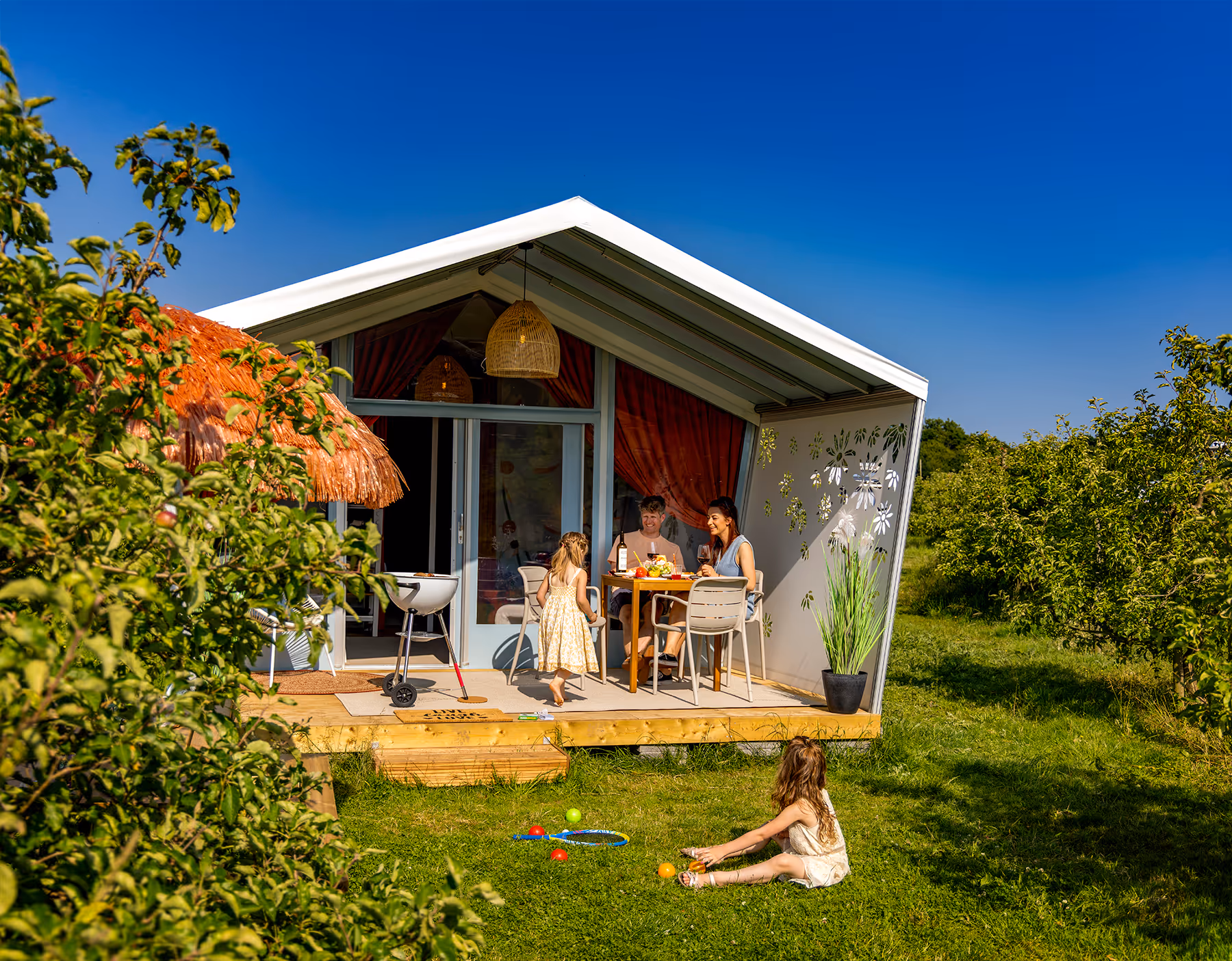 Gezien etend op de veranda van de Nordya® in de avondzon