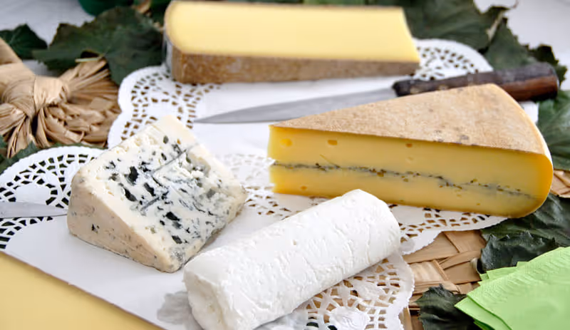 plateau de fromages AOP du Jura