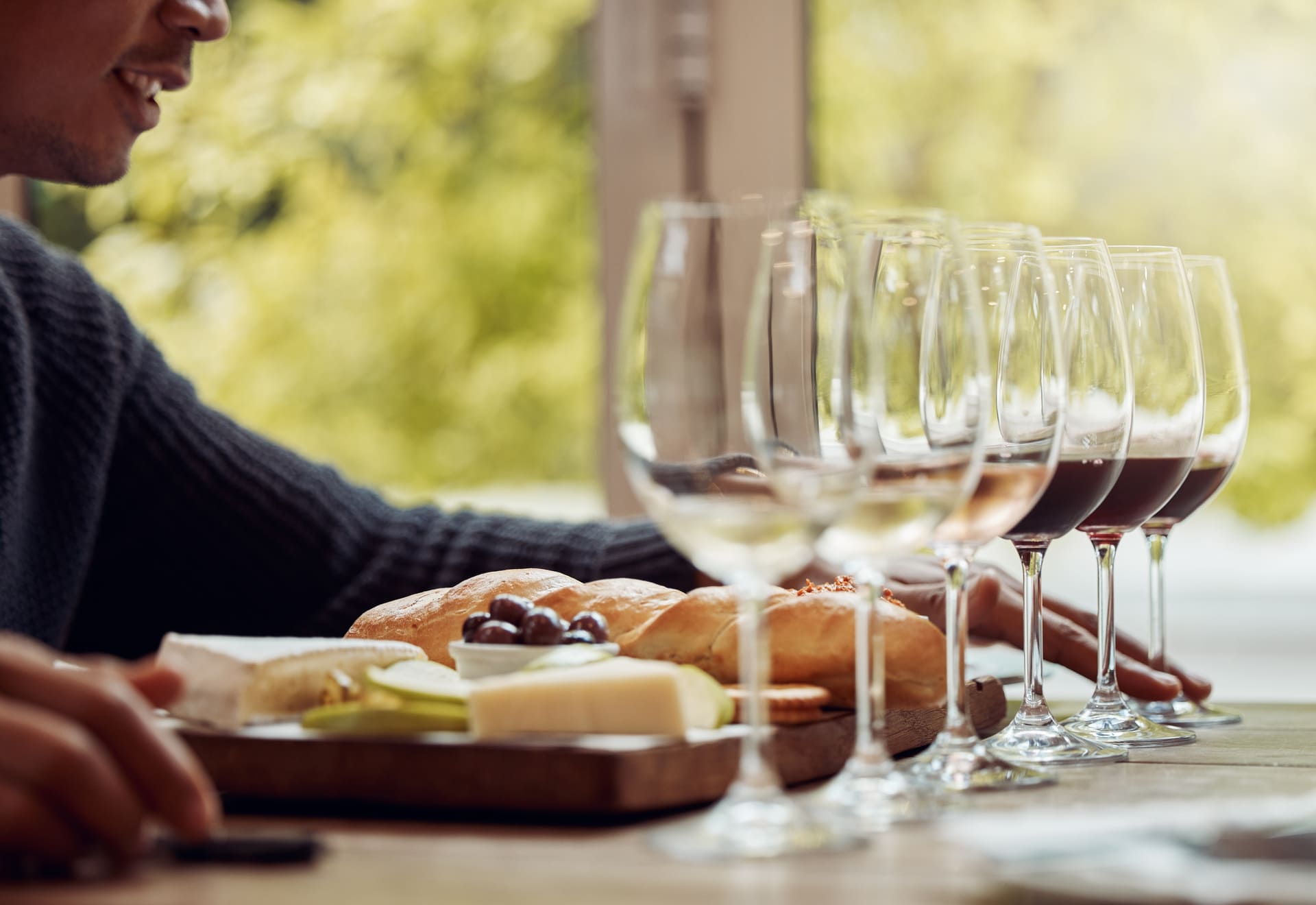 Accords vins du Jura & fromages : conseils pour sublimer vos plats