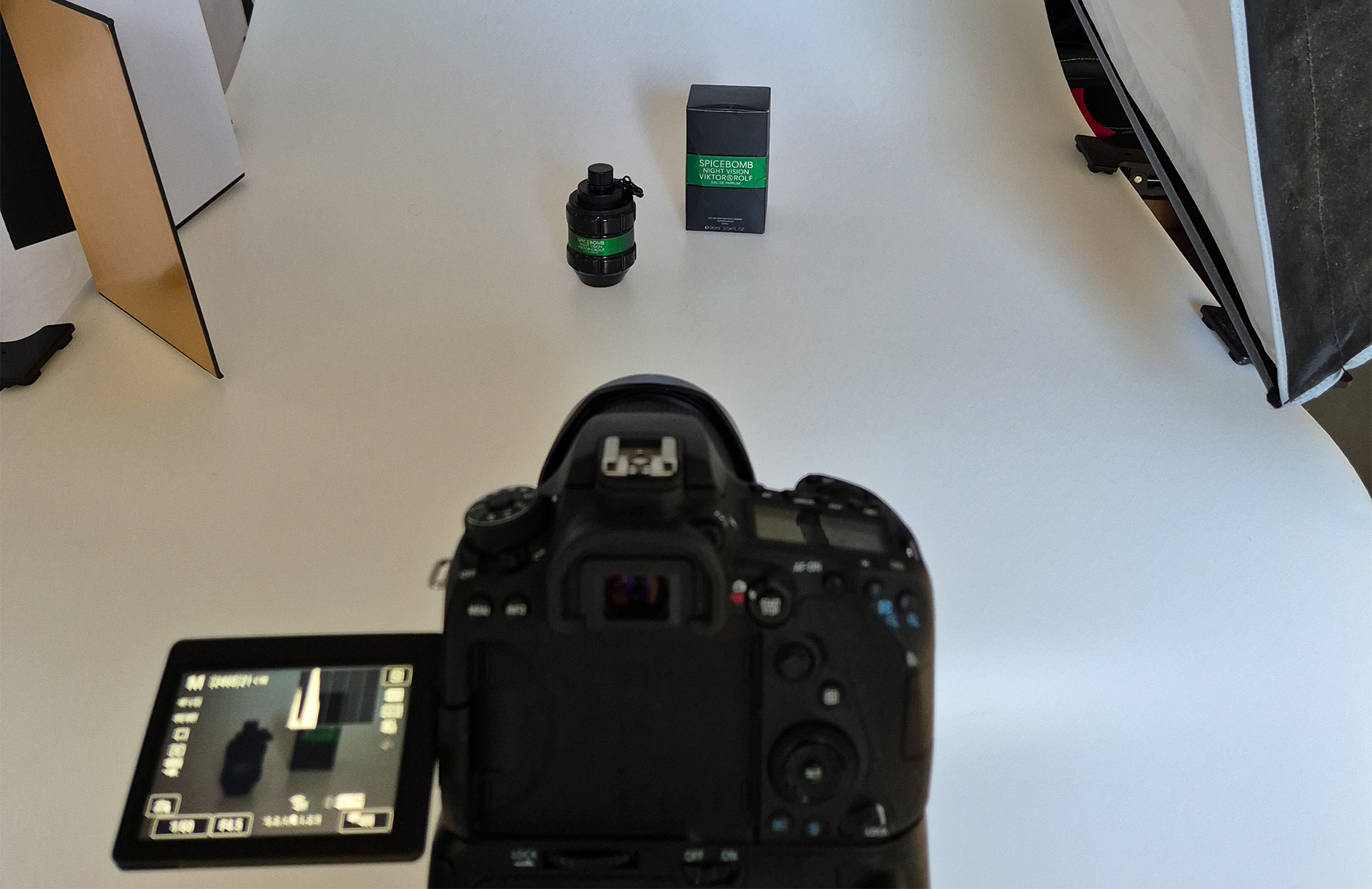 achter de schermen foto van een product fotoshoot
