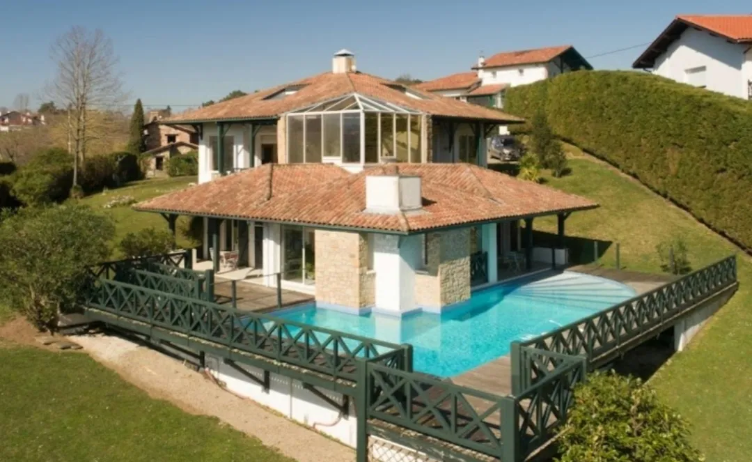 Retraites et séjours Yoga et relaxation au Pays Basque et dans les Pyrénées.