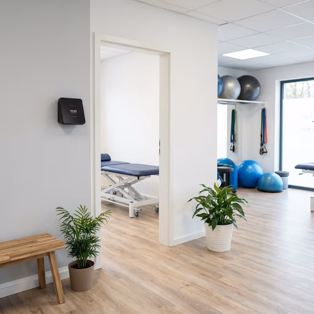 Bild zeigt Referenz-Terminal für die Branchen-Landingpage von Zeitstrom: Physiotherapiepraxis