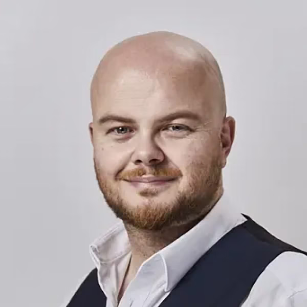 Bradley Maclean