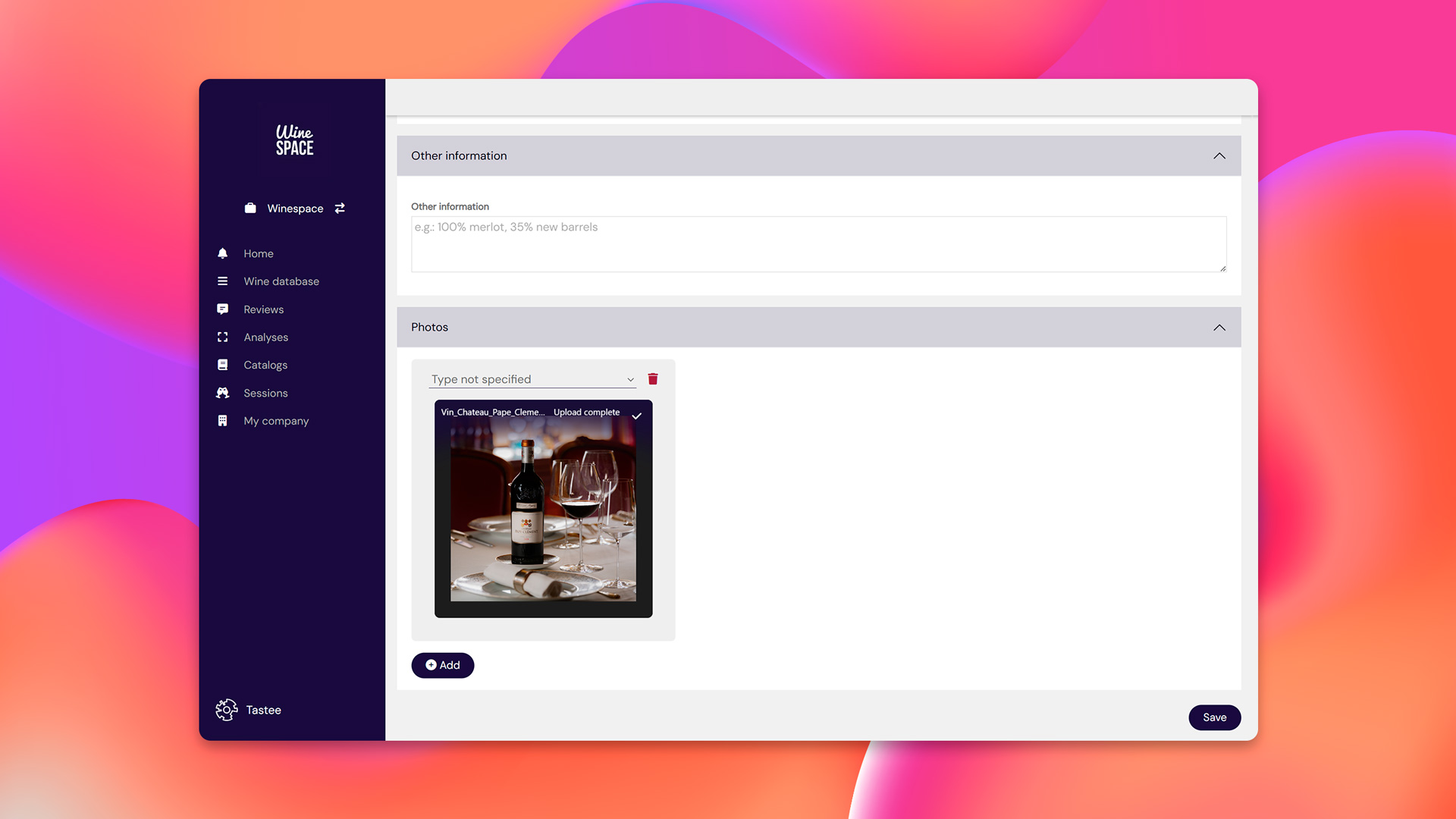 Screenshot of the Tastee.wine app showing the wine comment entry interface with additional fields for other information and photo uploads of the wine.