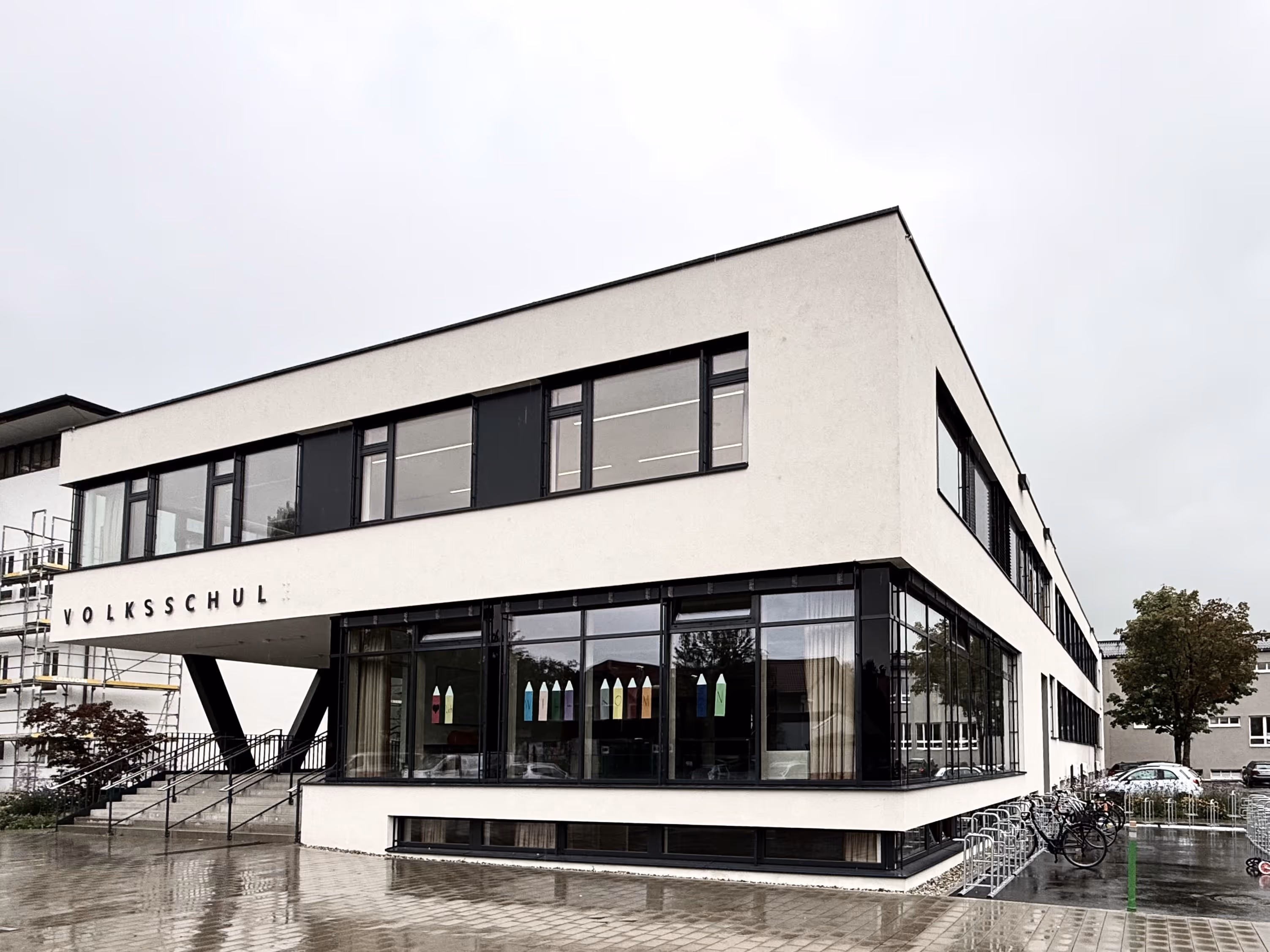 Schultrakt 2 geschossen