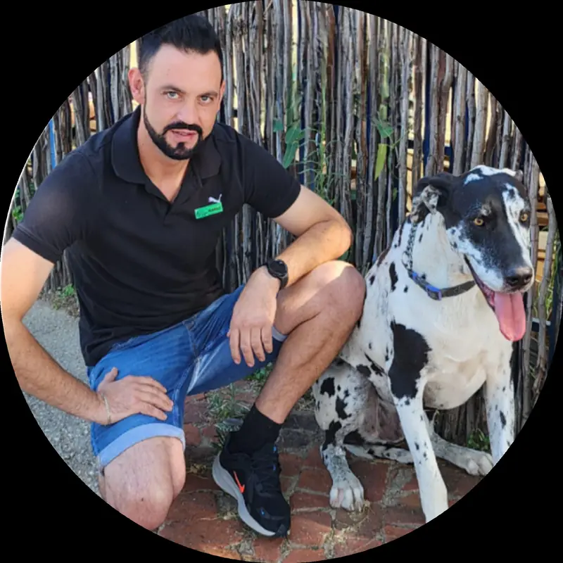 Kobus Smit - Dog Behaviourist at Pawsitive Dog Training College