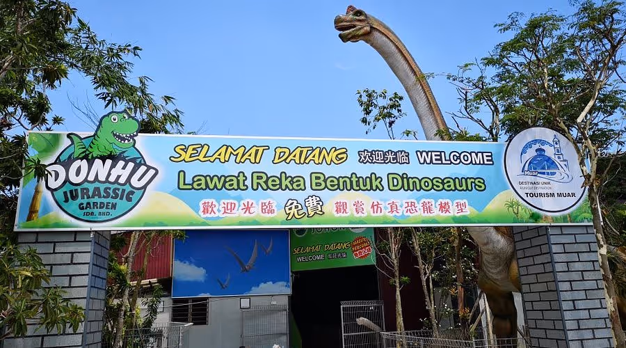 Explore Don Hu Jurassic Garden in Muar: A Family Adventure