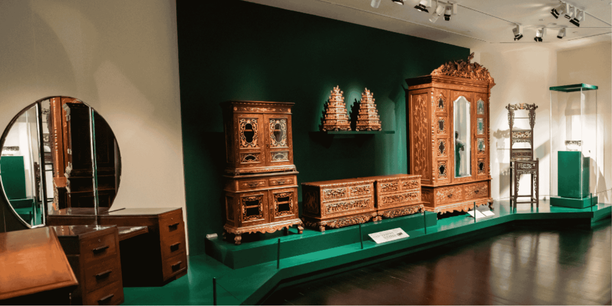 Home Gallery Peranakan Museum