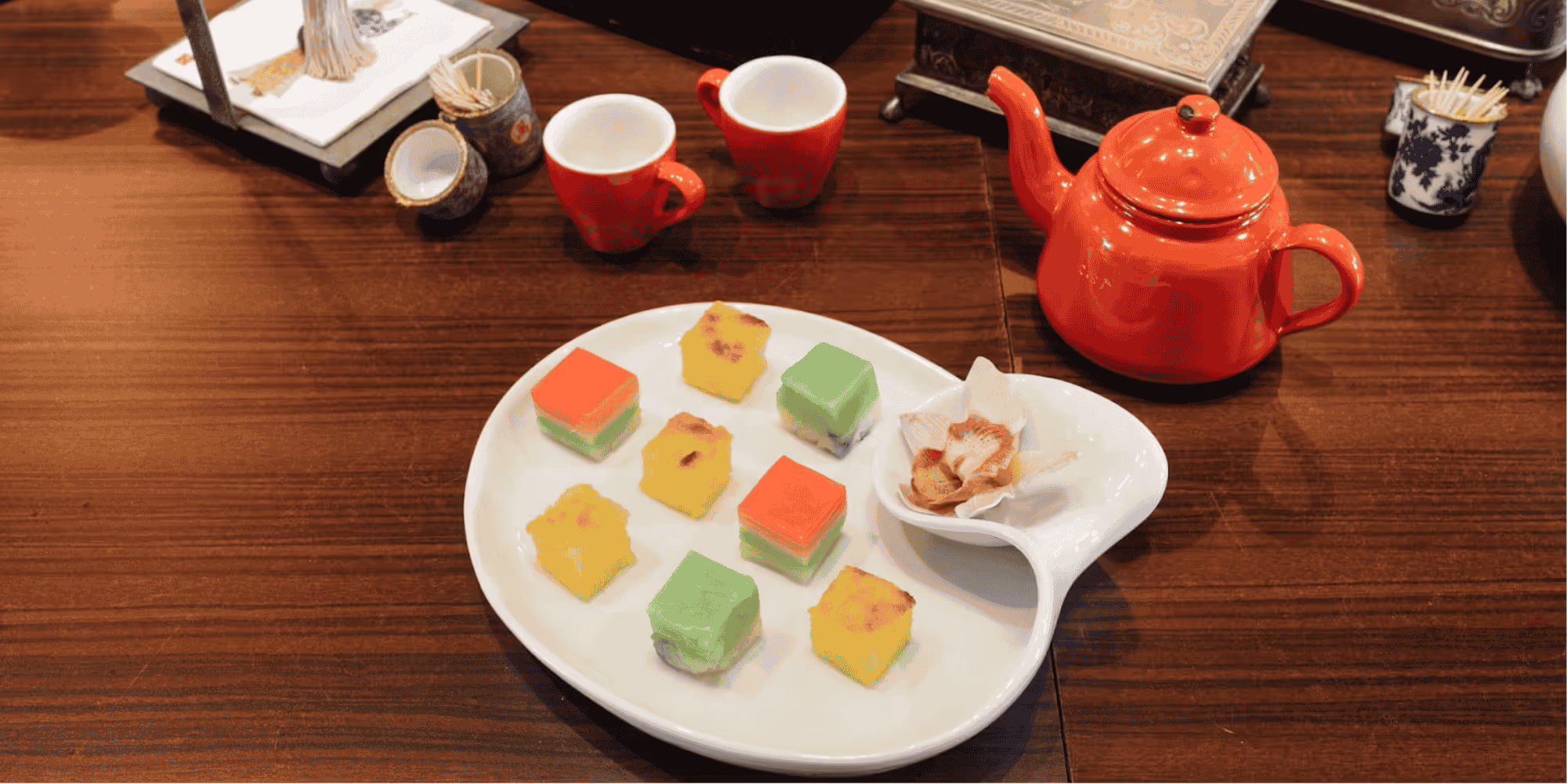 Tea experience at Peranakan home