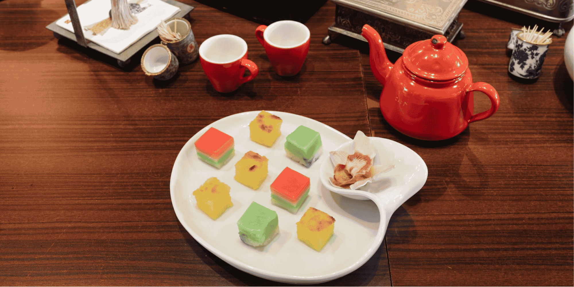 Tea experience at Peranakan home