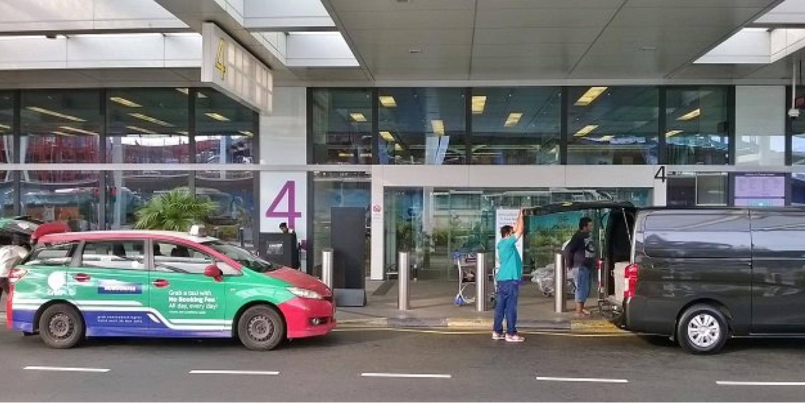 taxi at singapore changi airport