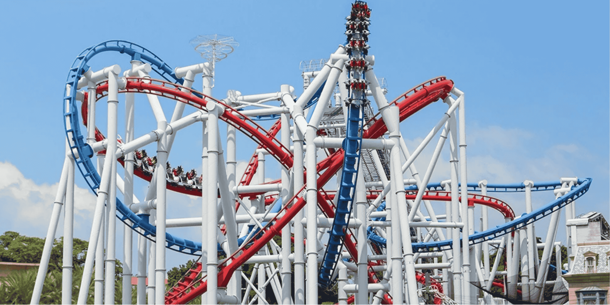 Battlestar Galactica: HUMAN vs. CYLON