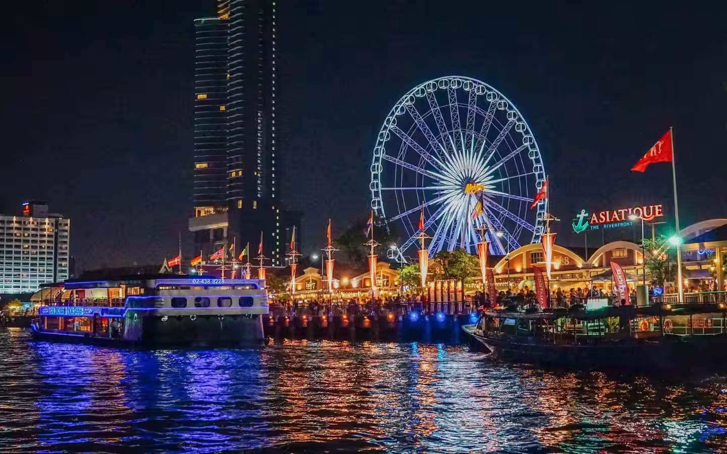 Asiatique The Riverfront