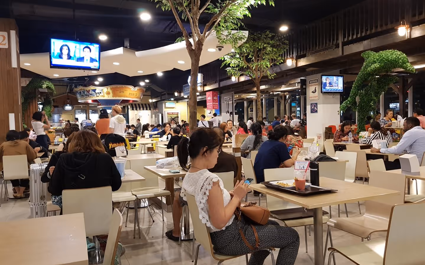 Pier 21 Food Court at Terminal 21