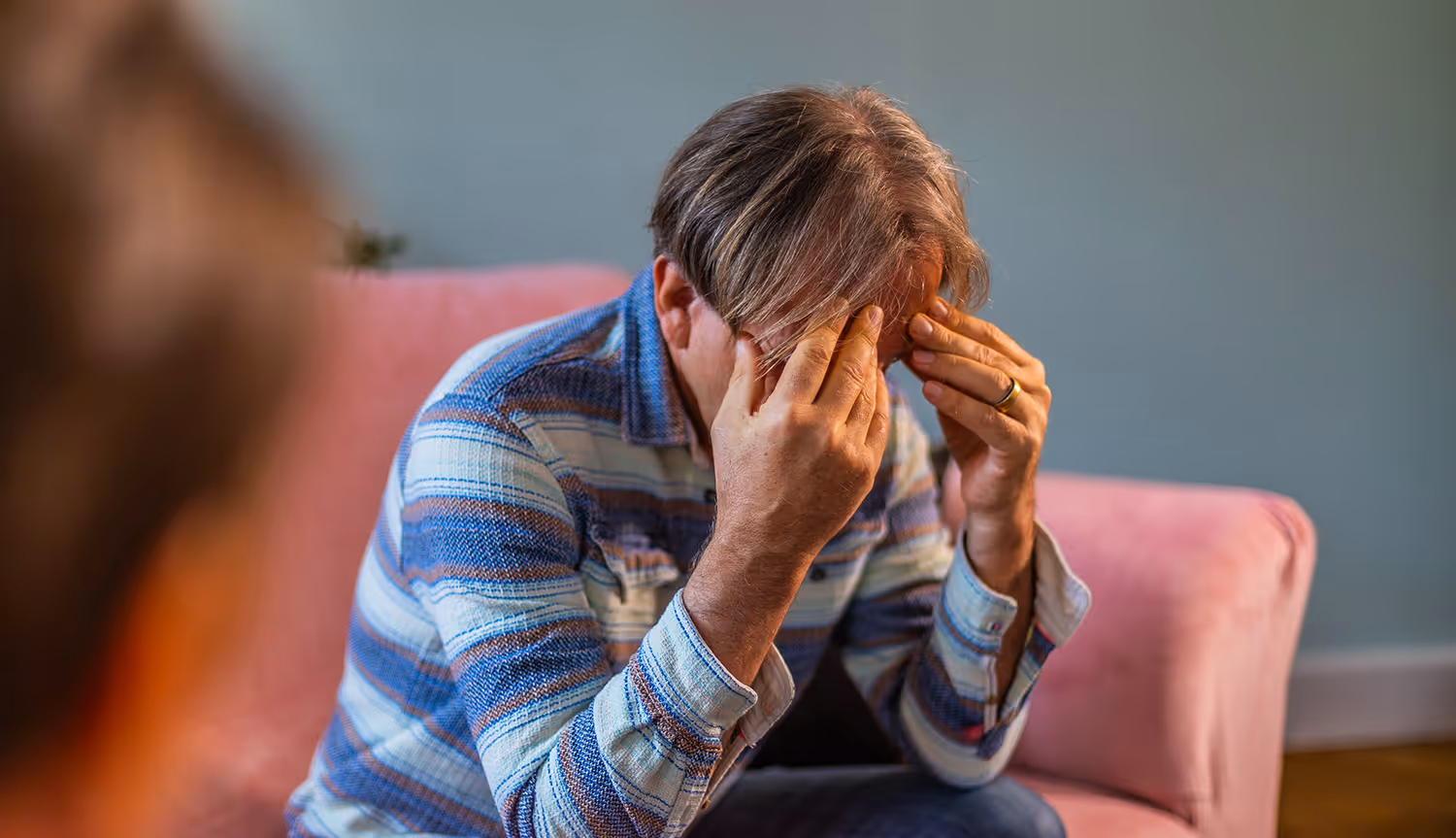 Patient hat Kopfschmerzen