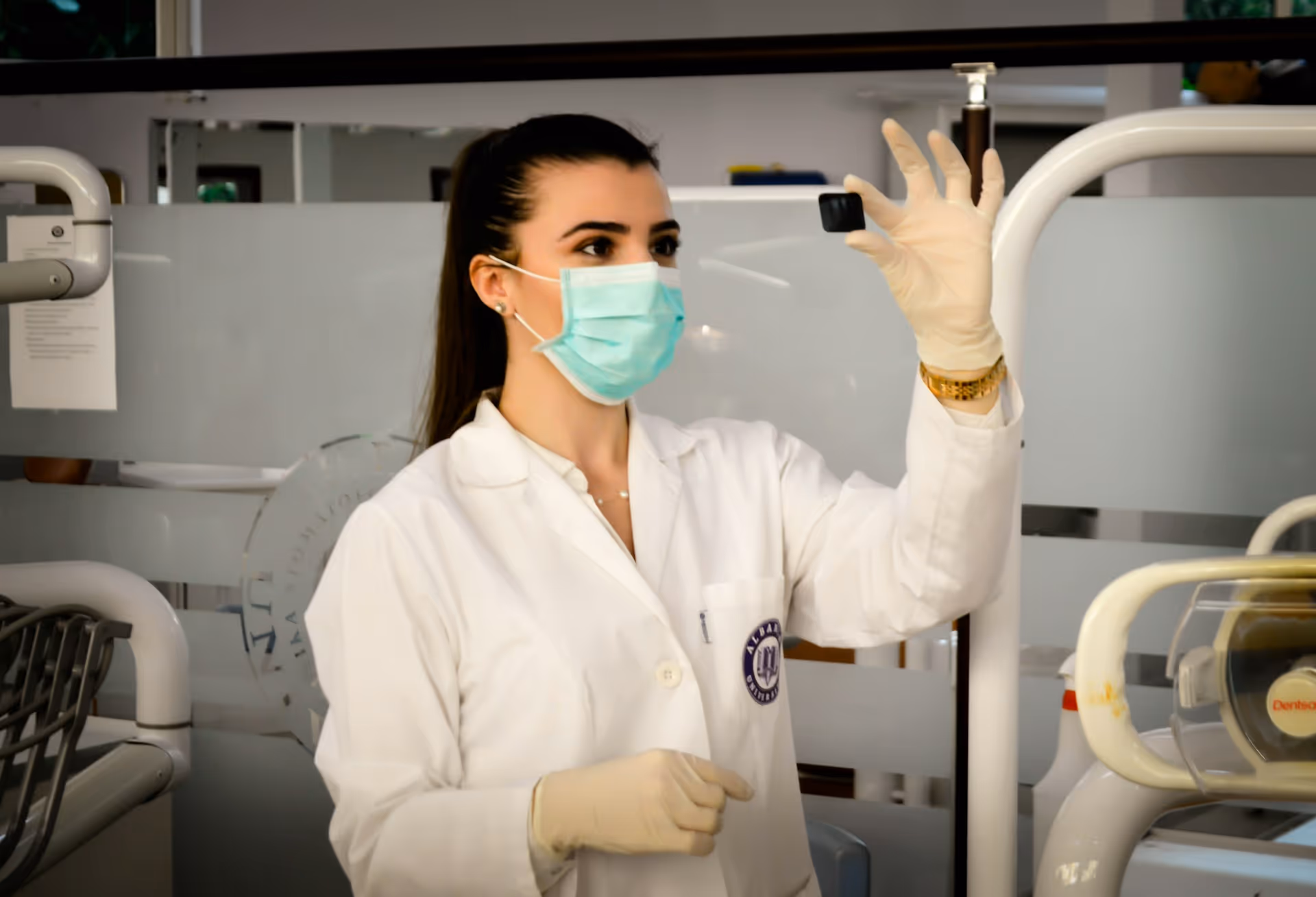 Medical student in Germany looking at a sample