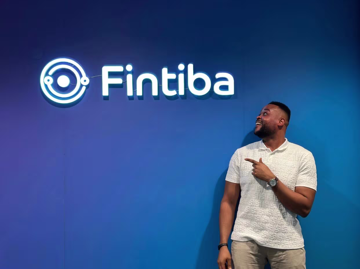 Fintiba Ambassador, David, in the Fintiba office