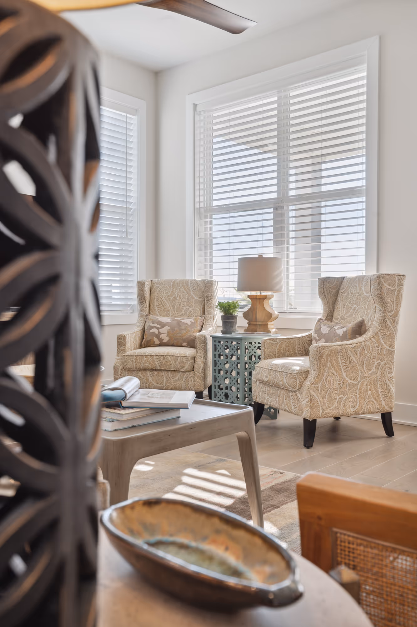 Philadelphia’s living room design with furnishings
