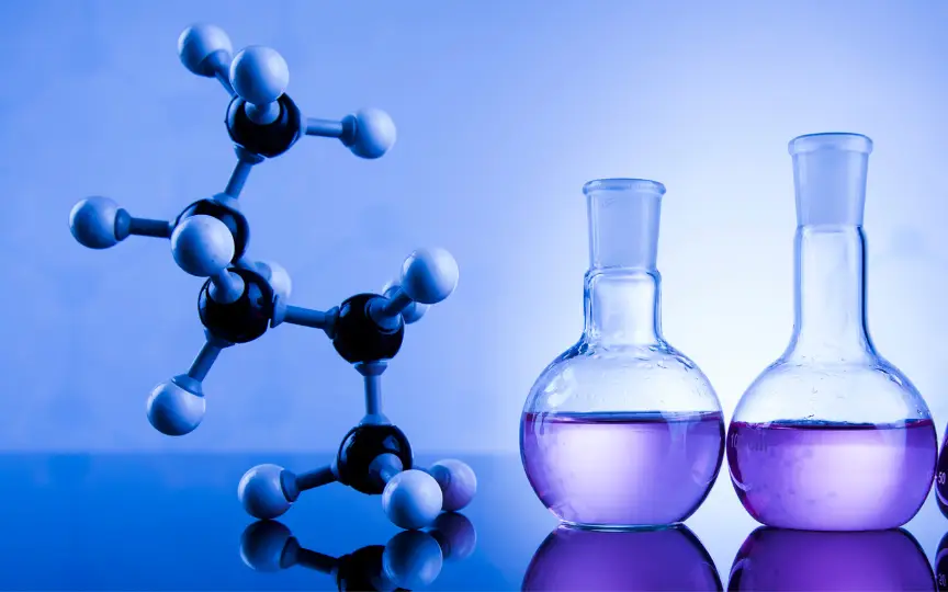 Labor-Flaschen und Periodensystem