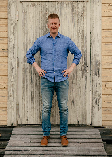 Sivuverstaan perustaja Joni Matilainen.