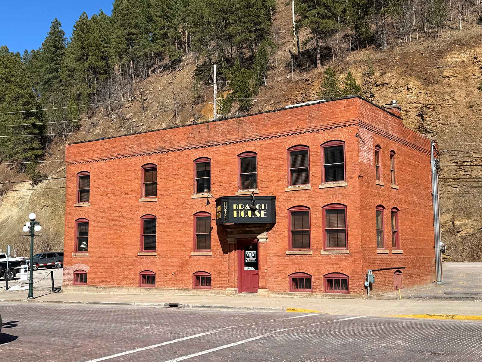 branch house hotel building exterior